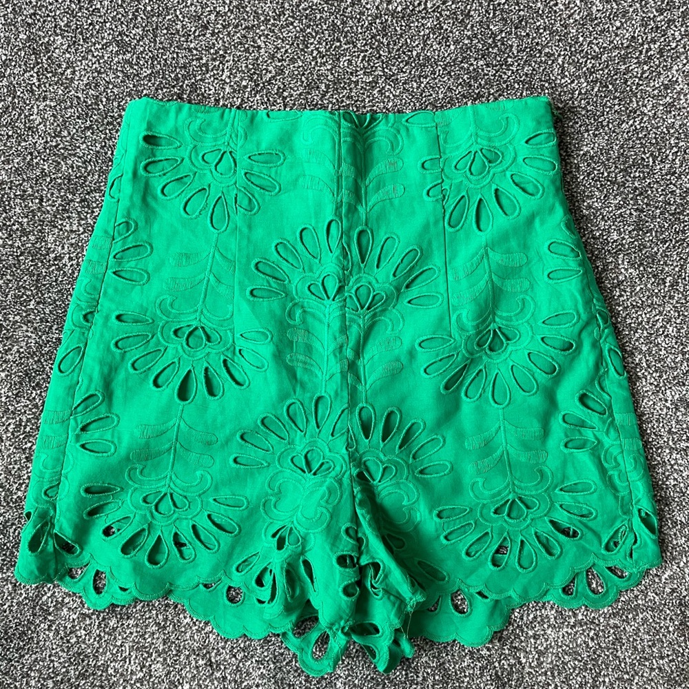 Zara XS Green Eyelet High Waisted Shorts